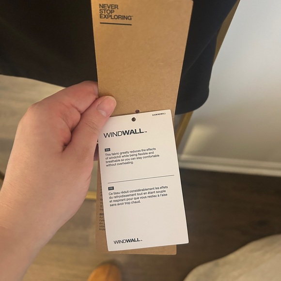 The North Face Men's Black Softshell Vest - Picture 4 of 6